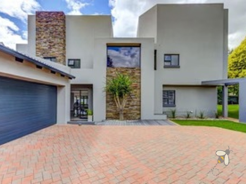 Sonneveld Estate homes for sale, Brakpan luxury houses, Sonneveld 5-bedroom property, Chas Everitt Brakpan, houses with solar & pool Brakpan, double storey homes Brakpan