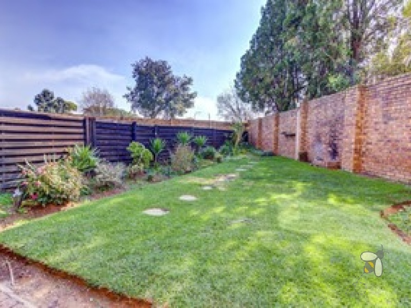 Dalview Brakpan townhouse for sale, 2 bedroom townhouse Dalview, townhouse with garage Brakpan, Chas Everitt Brakpan