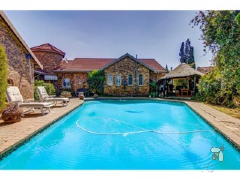 Dalpark Proper Brakpan property for sale, 3 bedroom home with pool Brakpan, face brick house Dalpark, sole mandate property Brakpan