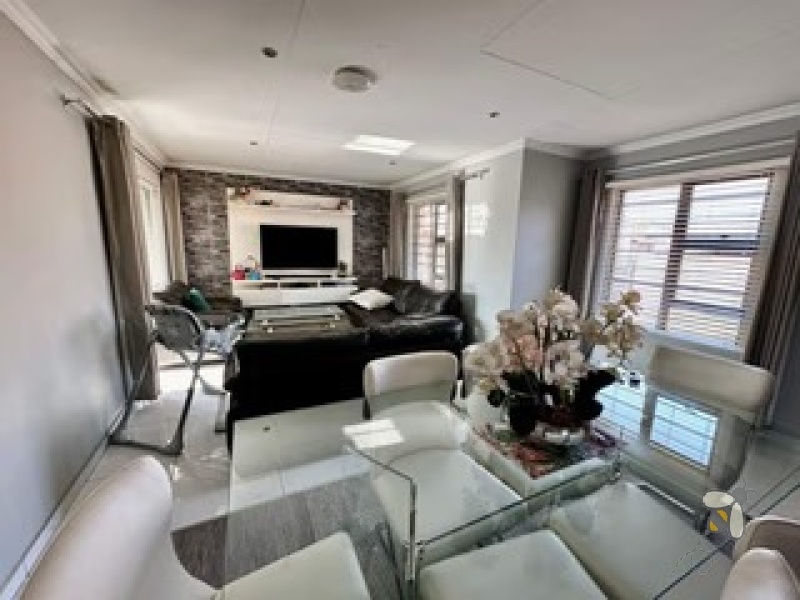 Barsalinga Estate Brakpan, Sunair Park property for sale, secure estate home Brakpan, 3 bedroom house Barsalinga Estate