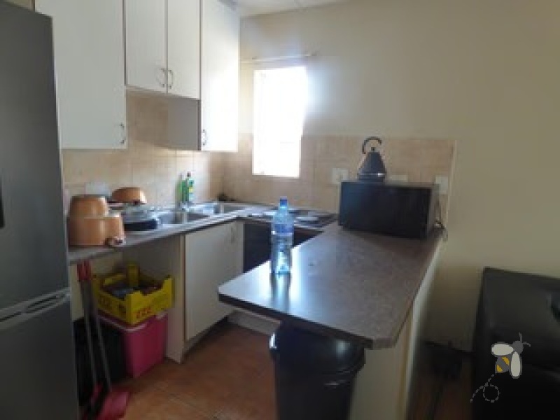 1 bedroom apartment Ravenswood Boksburg, flat for sale Boksburg, secure complex apartment, Ravenswood property for sale, RE/MAX Infoglobe