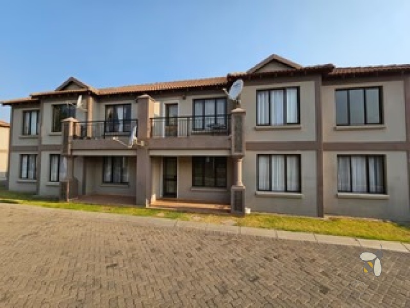 Helderwyk Estate Brakpan, 2 bedroom apartment Brakpan, ground floor unit Brakpan, Chas Everitt Brakpan listings, secure estate living Brakpan, property near Curro School Brakpan