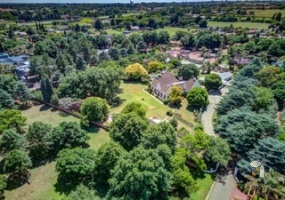 Sonneveld Brakpan property, small holding Brakpan, cottages for sale Brakpan, secure estate living Brakpan, Chas Everitt Brakpan listings, investment property Brakpan