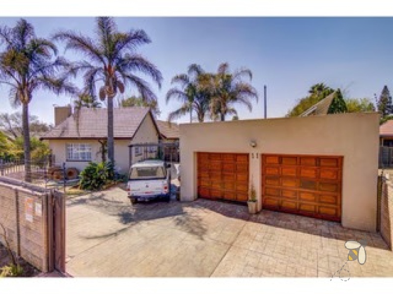 Dalpark Brakpan property, 3 bedroom house Brakpan, secure home Dalpark, family home Brakpan, Chas Everitt Brakpan listings, property with pool Brakpan