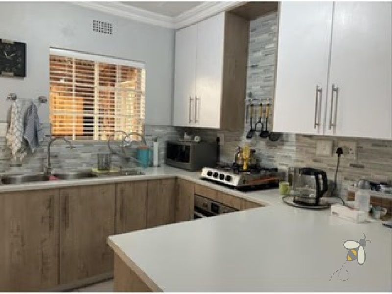 Sunair Park Brakpan simplex, low-maintenance home Brakpan, 2 bedroom townhouse Brakpan, secure complex Brakpan, Chas Everitt Brakpan