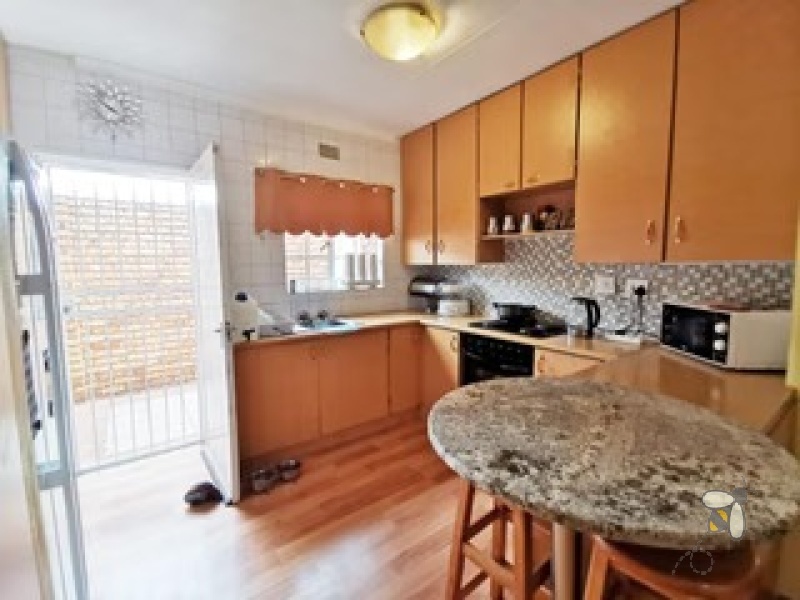 Sunair Park Brakpan townhouse, 3 bedroom simplex Brakpan, townhouse with garden Brakpan, secure complex Brakpan, Chas Everitt Brakpan