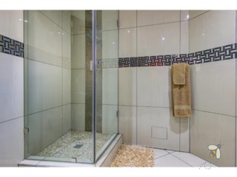 Sonneveld Brakpan property, 4 bedroom home Sonneveld, luxury house Brakpan, home with bar and jacuzzi Sonneveld, Chas Everitt Brakpan