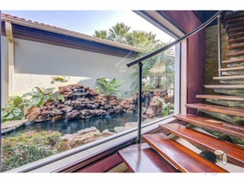 Sonneveld Brakpan property, luxury home Brakpan, 4 bedroom home with cottage Brakpan, Chas Everitt Brakpan, houses with solar Brakpan, large stand properties Brakpan