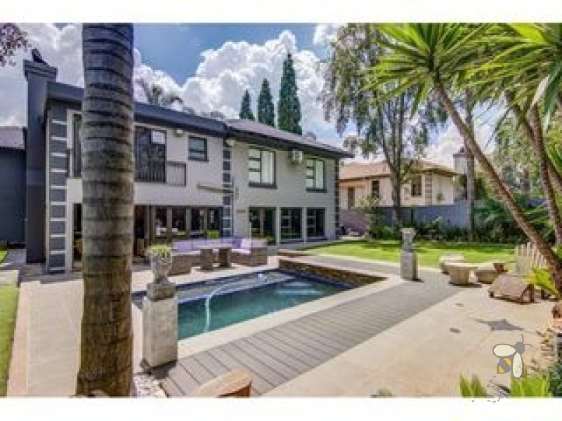 Sonneveld Estate Brakpan, Sonneveld Brakpan property, Brakpan luxury homes, Brakpan estate living, Brakpan houses for sale, Sonneveld 5 bedroom home, Sonneveld pool house, Sonneveld secure estate, Brakpan modern homes, Brakpan dream home