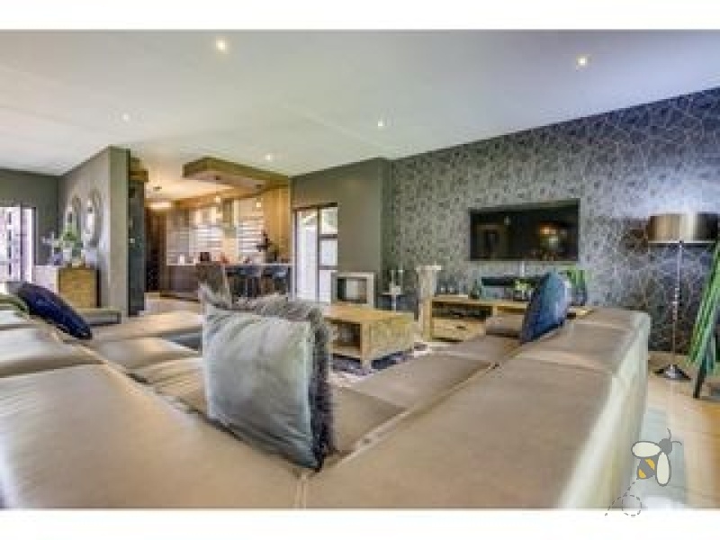 Sonneveld Estate Brakpan, Sonneveld Brakpan property, Brakpan luxury homes, Brakpan estate living, Brakpan houses for sale, Sonneveld 5 bedroom home, Sonneveld pool house, Sonneveld secure estate, Brakpan modern homes, Brakpan dream home