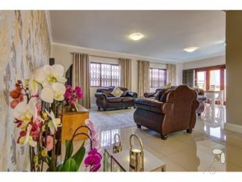 Sunair Park Brakpan property, 5 bedroom house Brakpan, luxury home Sunair Park, Brakpan homes for sale, Sunair Park estate property, family home with pool Brakpan, secure estate Brakpan, renovated house Brakpan