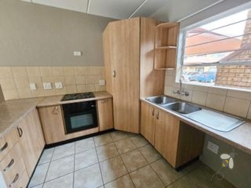 Sunair Park property for sale, 2 bedroom house Brakpan, Brakpan homes for sale, property investment Brakpan, Sunair Park real estate, Chas Everitt Brakpan, PPRA registered agents