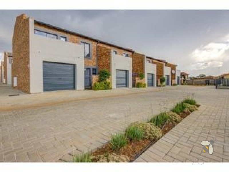 Heasley Place Brakpan, Kenleaf new development, Brakpan houses for sale, secure estate Brakpan, 3 bedroom homes Brakpan, Brakpan property, new homes Kenleaf, Brakpan estate living