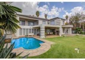 Sonneveld Estate Brakpan, Brakpan houses for sale, luxury family home Brakpan, 3 bedroom house Sonneveld, Brakpan property for sale, Sonneveld real estate, homes with pool Brakpan