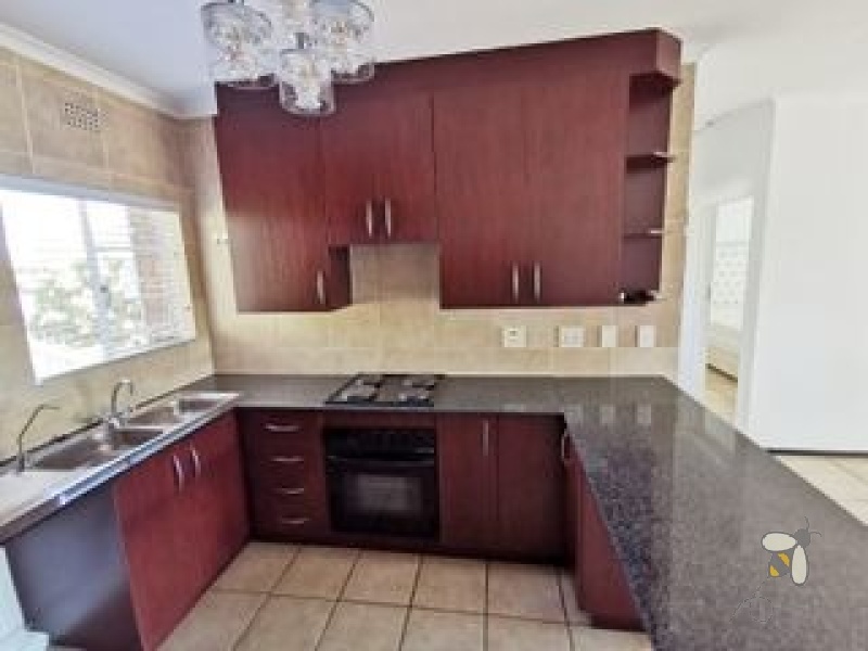 2 bedroom apartment Sonneveld Brakpan, renovated flats Brakpan, apartment with garage Sonneveld, apartments with pool Brakpan, modern homes Sonneveld Brakpan