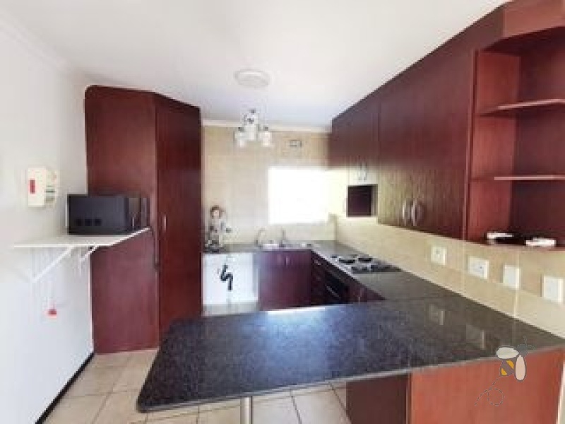 2 bedroom apartment Sonneveld Brakpan, renovated flats Brakpan, apartment with garage Sonneveld, apartments with pool Brakpan, modern homes Sonneveld Brakpan