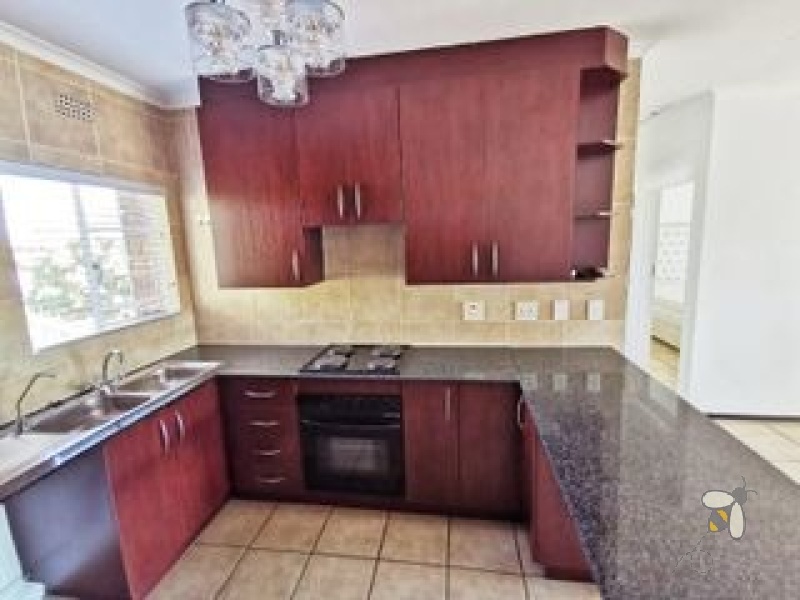 2 bedroom apartment Sonneveld Brakpan, renovated flats Brakpan, apartment with garage Sonneveld, apartments with pool Brakpan, modern homes Sonneveld Brakpan