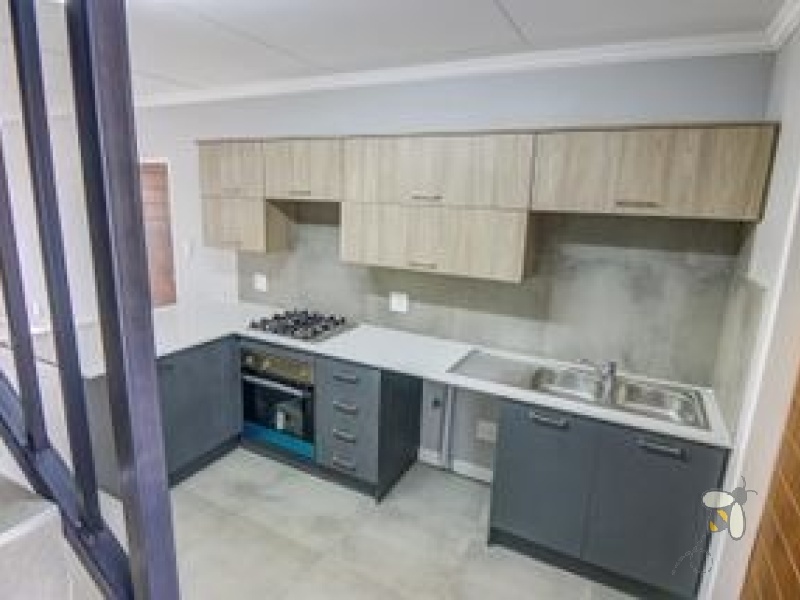 Heasley Place Kenleaf Brakpan, new development Brakpan, Brakpan homes for sale, double storey houses Brakpan, secure estate Kenleaf, Chas Everitt Brakpan