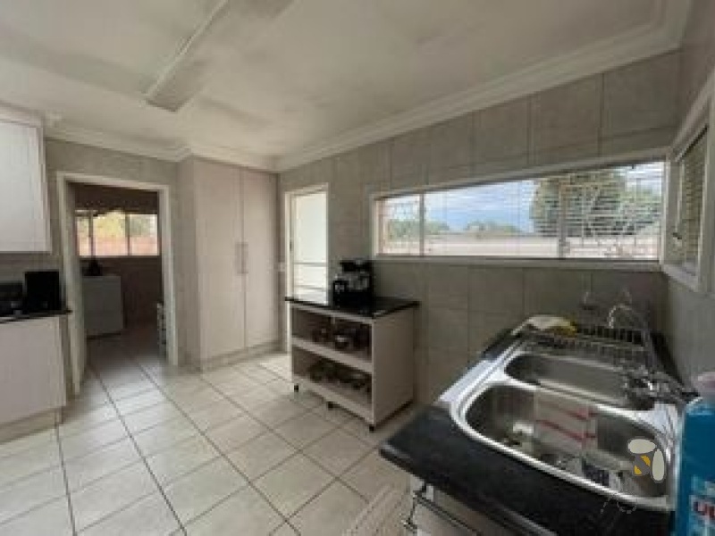 Dalpark Proper property, Brakpan house with flatlets, income property Brakpan, Brakpan homes for sale, 3 bedroom house Brakpan, house with workshop Brakpan