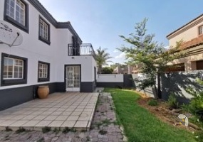 Brakpan North property for sale, double storey home Brakpan, 2 bedroom house Brakpan, modern homes Brakpan, investment property Brakpan