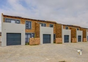 Heasley Place – Secure estate in Kenleaf, Brakpan. New 3-bedroom double-storey homes with Sigma Quartz kitchens, gas hob, double garage, pet-friendly garden. No transfer or bond fees.