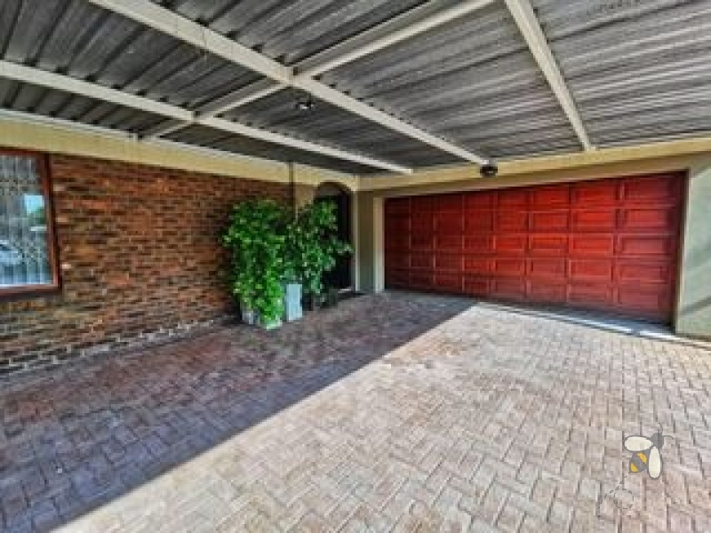 Sonneveld property for sale, Brakpan freestanding home, 3 bedroom house Brakpan, secure estate Brakpan, facebrick home Sonneveld, private garden Brakpan, modern family home Brakpan, low maintenance house Brakpan