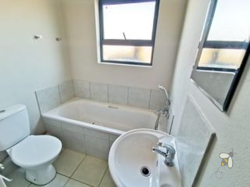 Kenleaf Brakpan homes, 2 bedroom unit Brakpan, secure estate Brakpan, new development Brakpan, investment property Brakpan, sectional title Brakpan, granite kitchen Brakpan, tiled home Brakpan, solar geyser Brakpan, lock-up-and-go Brakpan