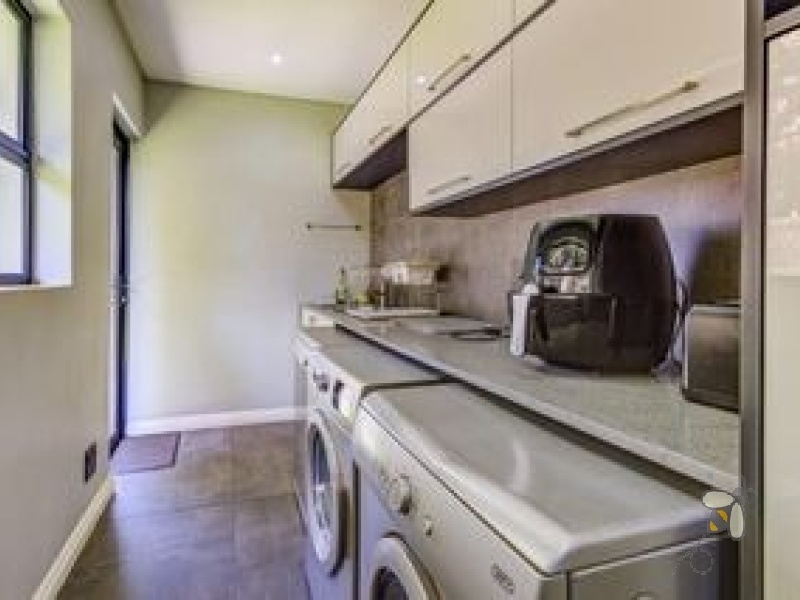 Brakpan property for sale, Sonneveld secure estate, 3-bedroom home Brakpan, luxury homes Sonneveld, houses with pool Brakpan, Chas Everitt Brakpan, modern family homes Brakpan, estate living Sonneveld, Brakpan real estate listings, homes with braai area Brakpan