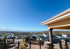 3 Stone Close, Island View, Western Cape, 4 Bedrooms Bedrooms, 0 ,4 BathroomsBathrooms,House,For Sale,Stone ,0,10939