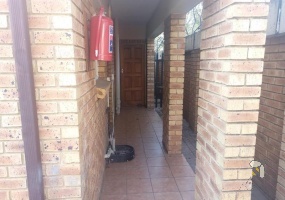 Villa Antoinette Boksburg, duplex apartment Boksburg, 3 bedroom duplex for sale Boksburg, Boksburg North property, apartments for sale in Boksburg, family homes Boksburg