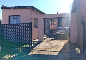 Diepkloof house for sale, Soweto property, 1-bedroom house Soweto, investment property Diepkloof, outside rooms Soweto, affordable homes Soweto, Johannesburg South homes