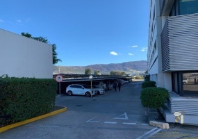 Retreat Industrial warehouse, Cape Town warehouse to let, secure industrial park, warehouse with offices, logistics warehouse, manufacturing facility Cape Town, industrial property to lease