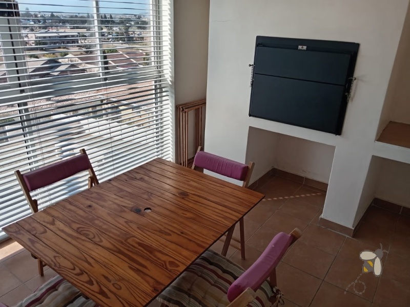 Hartenbos holiday apartment, self-catering Hartenbos, 2 bedroom holiday unit, Hartenbos Central rental, fully furnished apartment, holiday accommodation with Wi-Fi, private braai area.