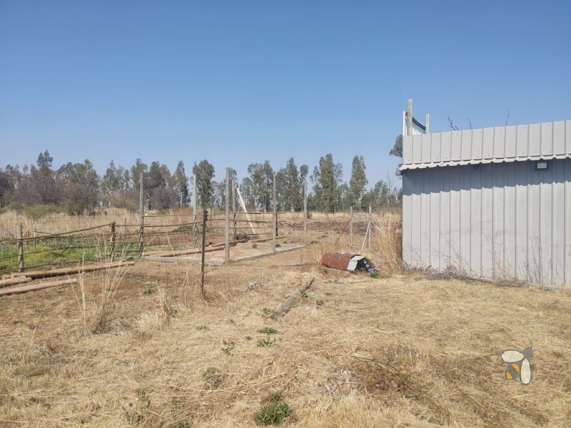 Smallholding for sale Lindequesdrift, 4 hectare plot Vanderbijlpark, farm with borehole and solar, workshop property for sale, Lindequesdrift investment land, partially completed house.