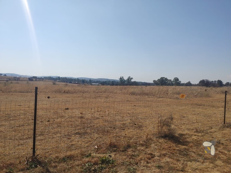 Smallholding for sale Lindequesdrift, 4 hectare plot Vanderbijlpark, farm with borehole and solar, workshop property for sale, Lindequesdrift investment land, partially completed house.