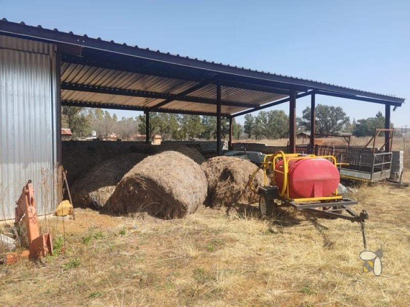 Smallholding for sale Lindequesdrift, 4 hectare plot Vanderbijlpark, farm with borehole and solar, workshop property for sale, Lindequesdrift investment land, partially completed house.