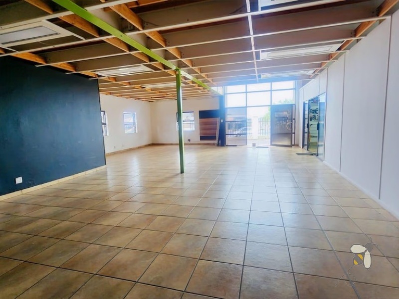 Commercial land for sale Secunda, business spot Secunda, investment property with potential, 1066m2 commercial plot, well-established business area.