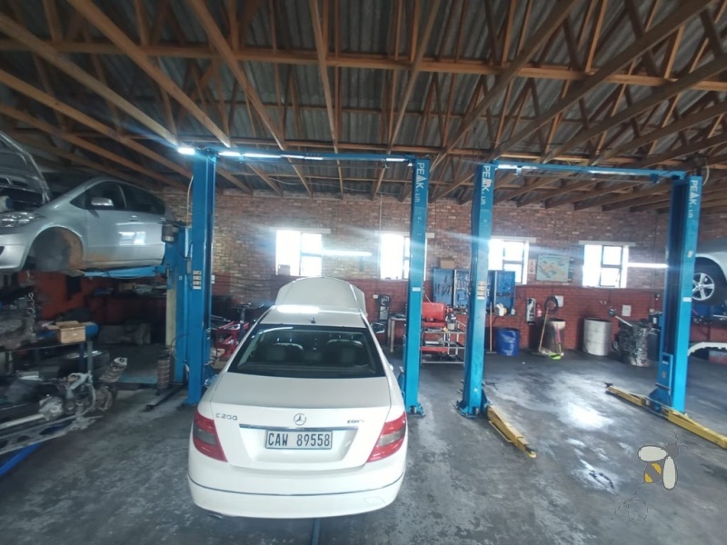 Automotive workshop for sale Hartenbos, business for sale Mossel Bay, going concern workshop, 40 year established business, car repair shop Garden Route, high traffic business Hartenbos.