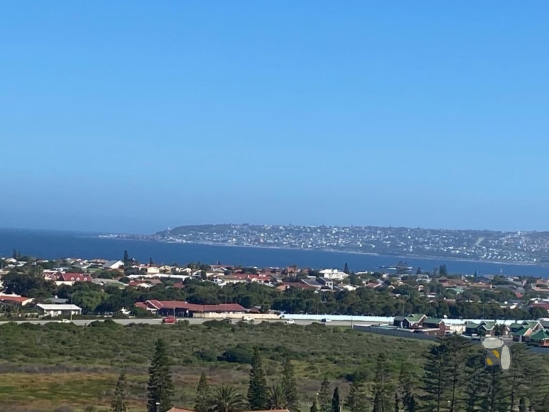 1609m2 vacant land Hartenbos, sloping stand with sea view, property near Blue Flag beach, Hartenbos Heuwels residential stand, Mossel Bay view property.