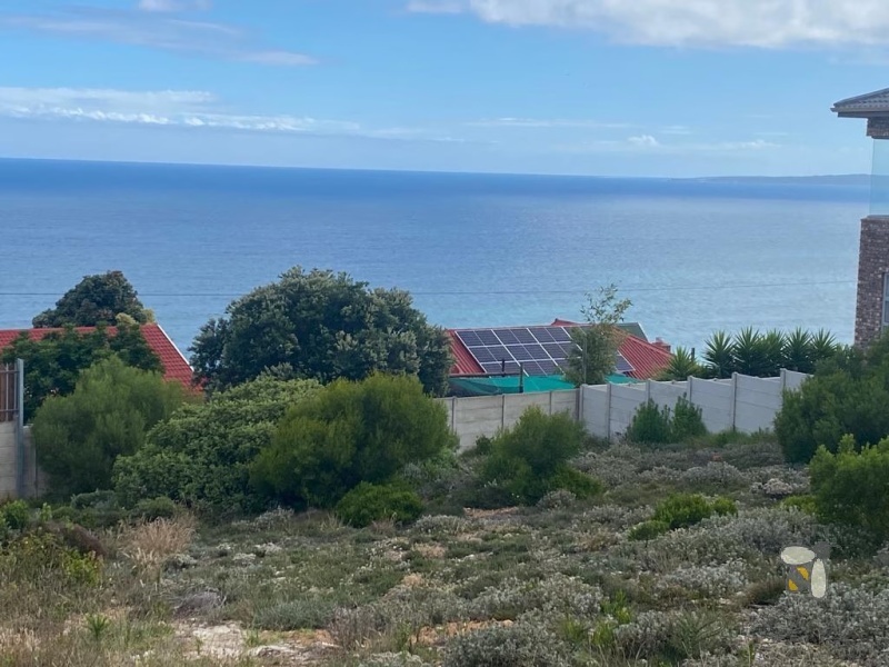 Vacant land for sale Dana Bay, 735m2 stand with sea view, sloping plot cul-de-sac, property near Boggoms Bay, uninterrupted ocean view land.