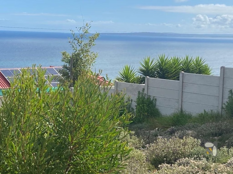 Vacant land for sale Dana Bay, 735m2 stand with sea view, sloping plot cul-de-sac, property near Boggoms Bay, uninterrupted ocean view land.