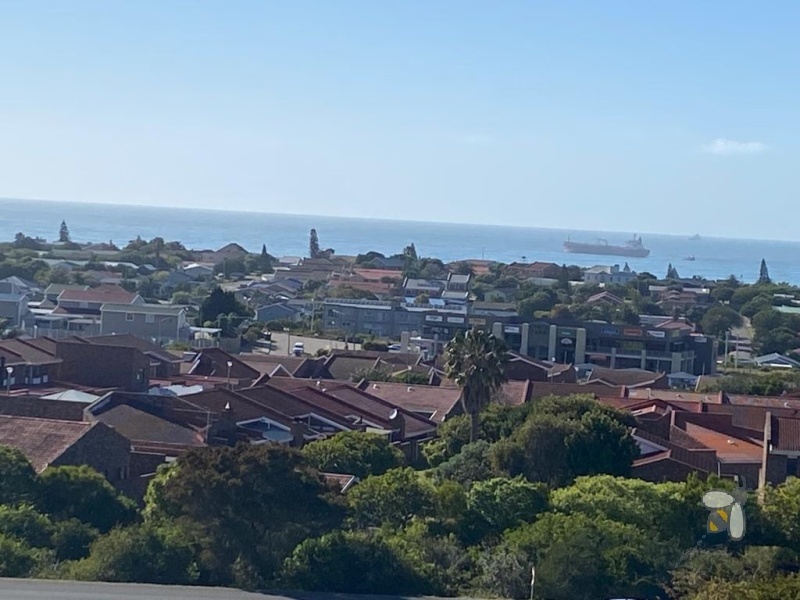 Last vacant land Hartenbos Menkenkop, exclusive sole mandate property, land for sale with ocean view, build your dream home Hartenbos, prime residential plot.