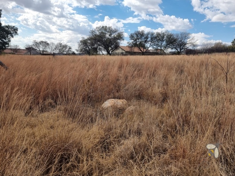Corner stand for sale Vaaloewer, 947m2 plot near Vaal River, tranquil lifestyle property, land surrounded by nature, residential stand Vaaloewer.