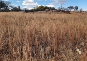 Corner stand for sale Vaaloewer, 947m2 plot near Vaal River, tranquil lifestyle property, land surrounded by nature, residential stand Vaaloewer.