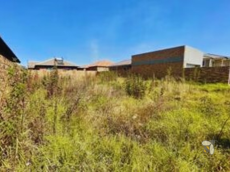 Vacant stand for sale Suidheuwel Secunda, 270m2 plot near schools, fast developing area land, build your dream home opportunity, residential stand for sale.