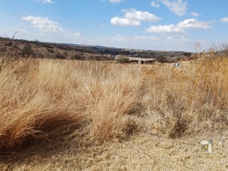 Stand for sale Vaaloewer, 960m2 stand with stunning views, tranquil living plot, property close to main road, build your dream home in nature.