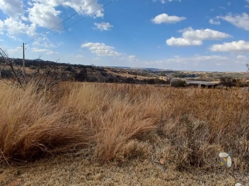 Stand for sale Vaaloewer, 960m2 stand with stunning views, tranquil living plot, property close to main road, build your dream home in nature.