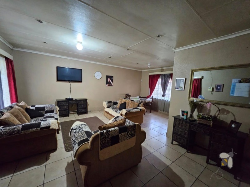 Contractor accommodation Kosmos Park, furnished corporate housing, 3 bedroom house to let contractors, accommodation with utilities included, corporate rental.