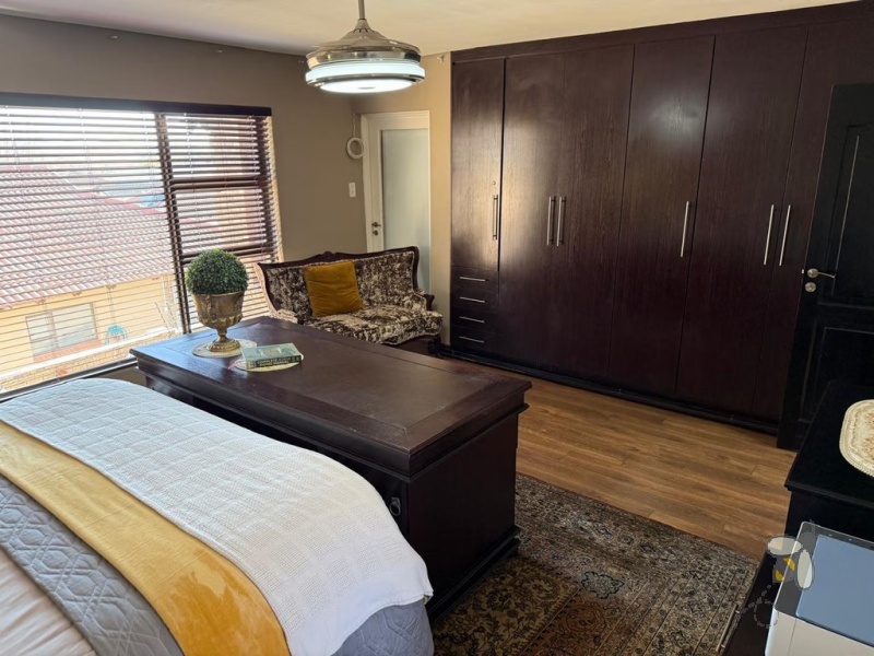 3 bedroom duplex to rent Secunda, secure complex rental Secunda, townhouse with pool and study, rental available August, modern spacious duplex.