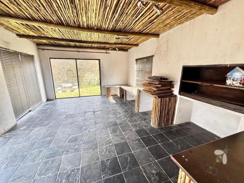 4 bedroom house for rent Secunda, family rental with braai area, pet-friendly house to let Secunda, water included in rent, spacious home with carports.